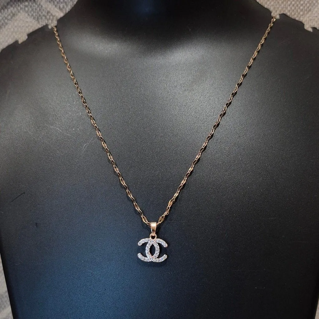 The Chanel brand copy chain pendant